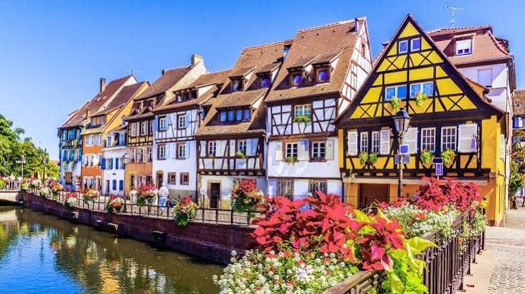 Les façades colorées et les toits de Colmar